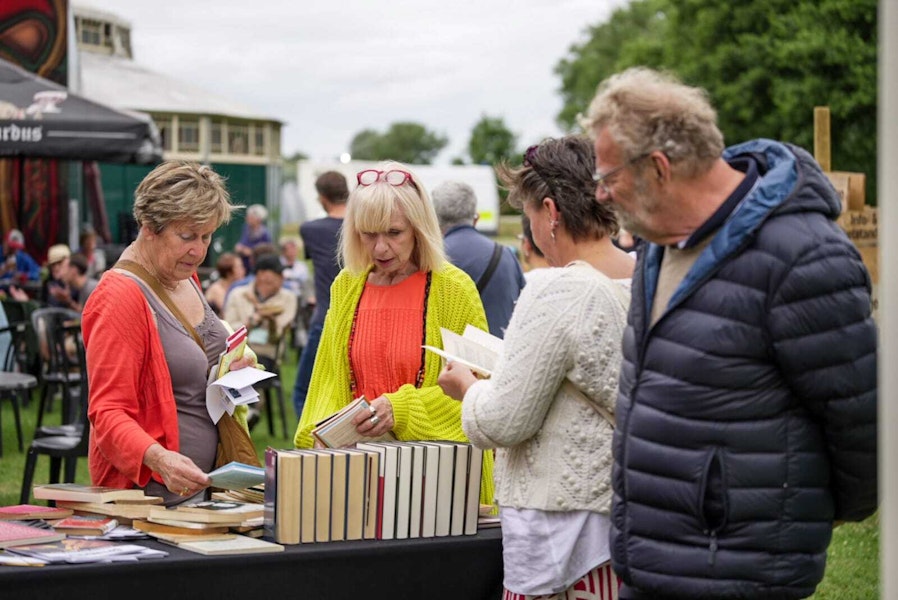 Spots op west tijdelijk 14
